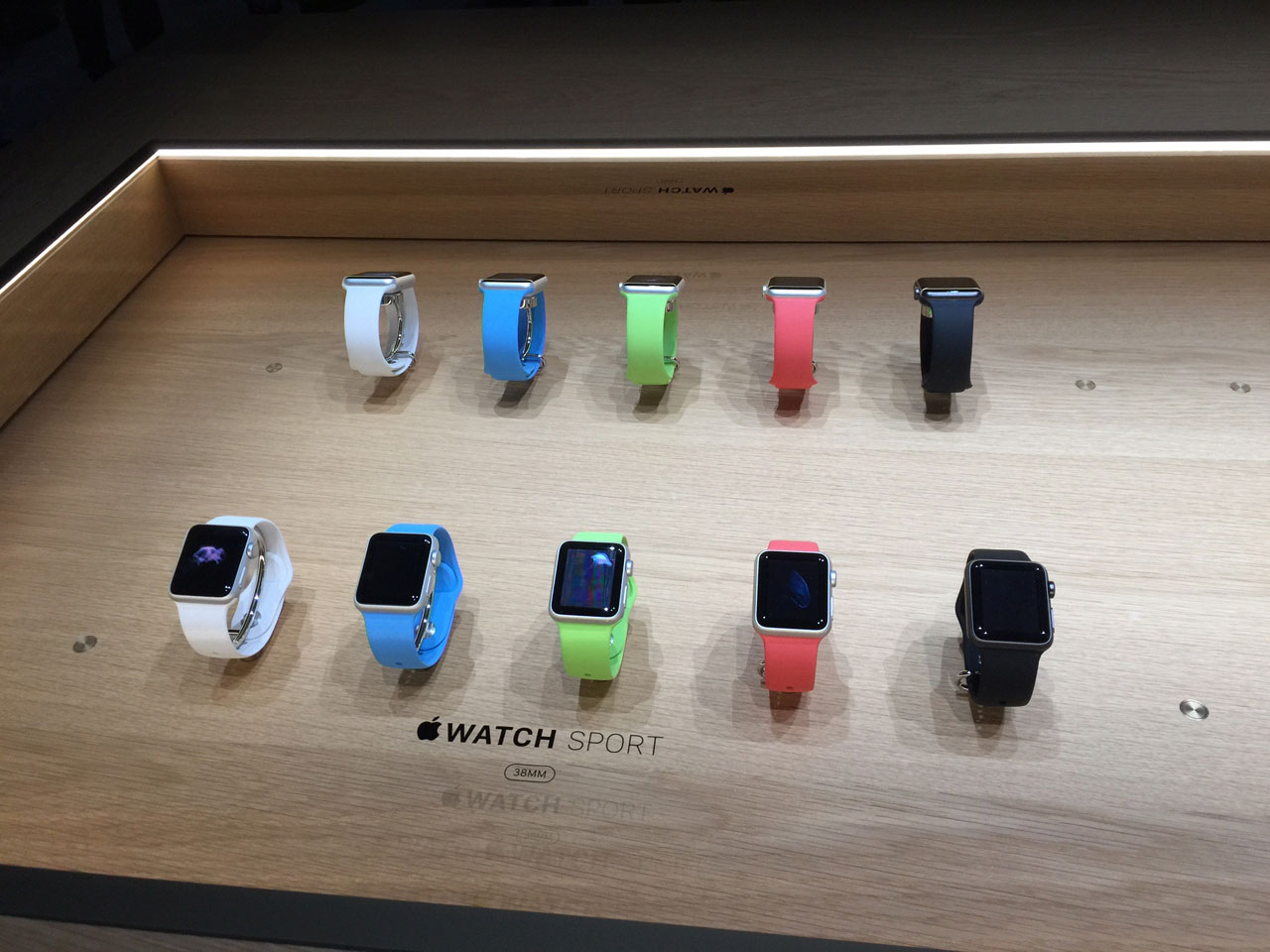 عرضه ساعت های اپل در رنگ های جدید به همراه iMac های جدید