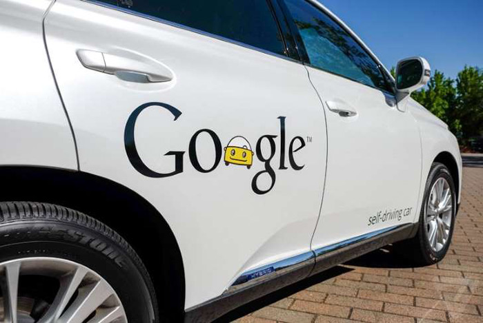 خودرو‌های هوشمند گوگل در مواجه با دوچرخه سواران