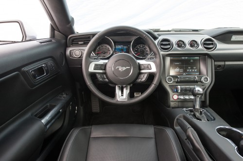 2015-ford-mustang-ecoboost-interior