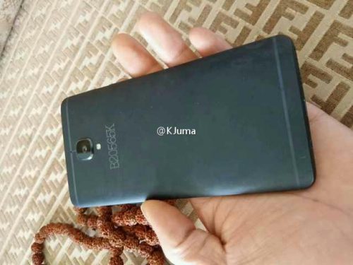 Alleged-photos-of-the-OnePlus-3-3
