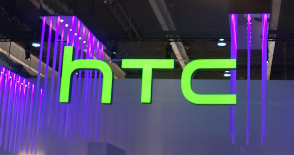 تصاویر و مشخصات پرچم‌دار جدید اچ‌تی‌سی با نام HTC U12 Plus
