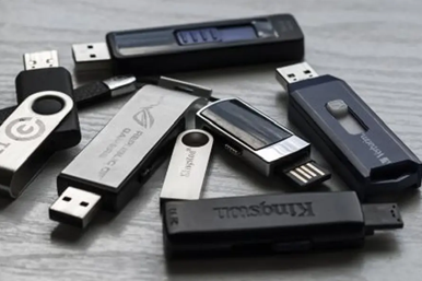 باز نشدن فلش در ویندوز | بهترین راهکارهای حل این مشکل را می‌دانید؟