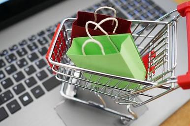 مزایا و معایب خرید اینترنتی لپ تاپ + ۵ نکته مهم در خرید