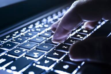 نکات مهم در امنیت آنلاین، چگونه از خودمان در برابر حملات اینترنتی محافظت کنیم؟