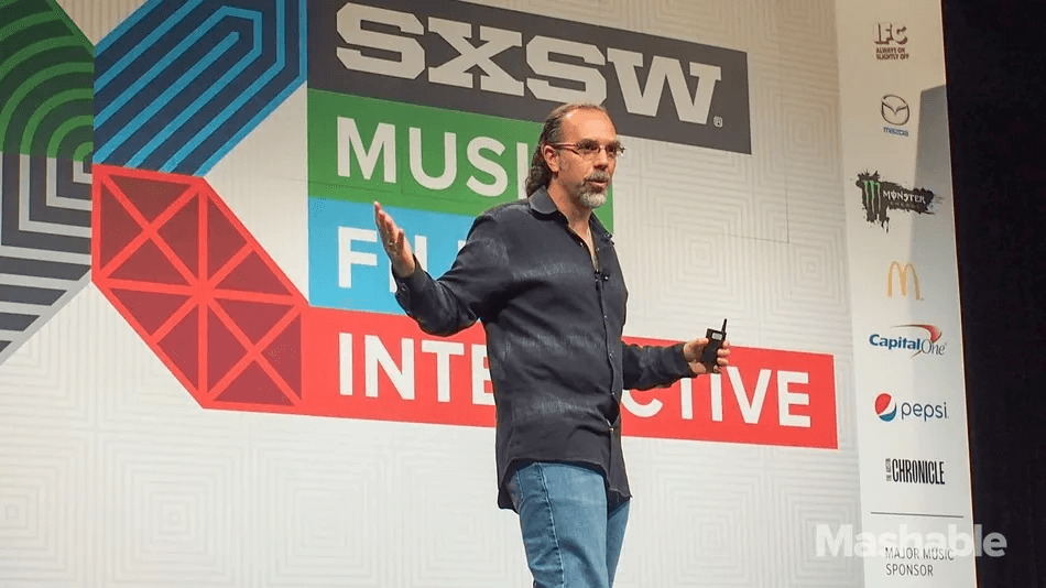 دلایل شکست گوگل گلس: بررسی تأثیر جلب توجه بیش از حد بر سرنوشت عینک هوشمند