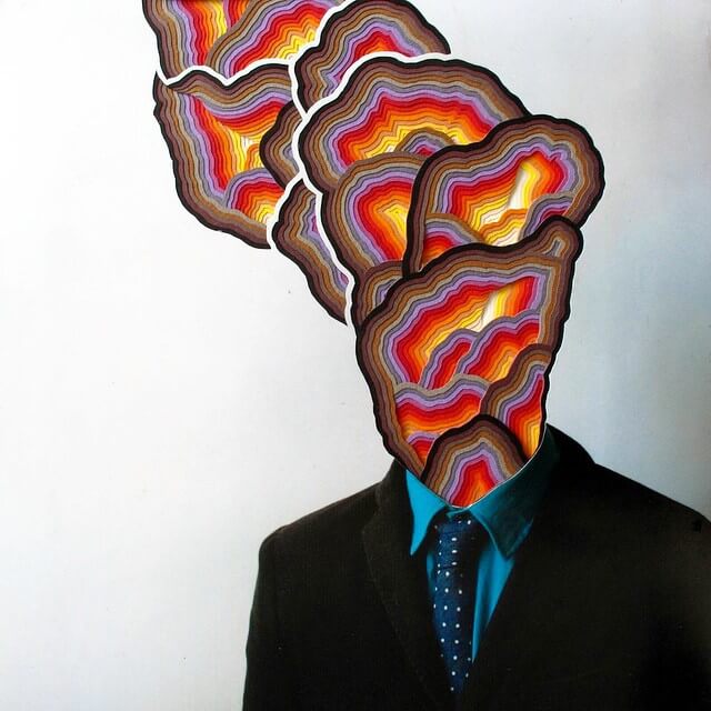 ساخت مجسمه‌های چوبی توسط گابریل شاما