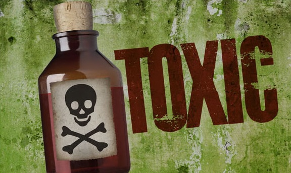 چگونه افراد موفق از پس افراد منفی‌گرا برمی‌آیند؟ 12 راهکار عملی