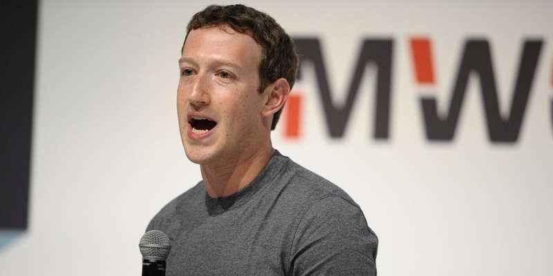 جلسه پرسش و پاسخ مدیر فیس بوک با حضور استفن هاوکینگ و آرنولد شوارتزنگر