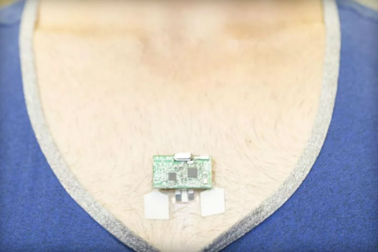 ابزار پوشیدنی برای اندازه گیری مواد شیمیایی در عرق