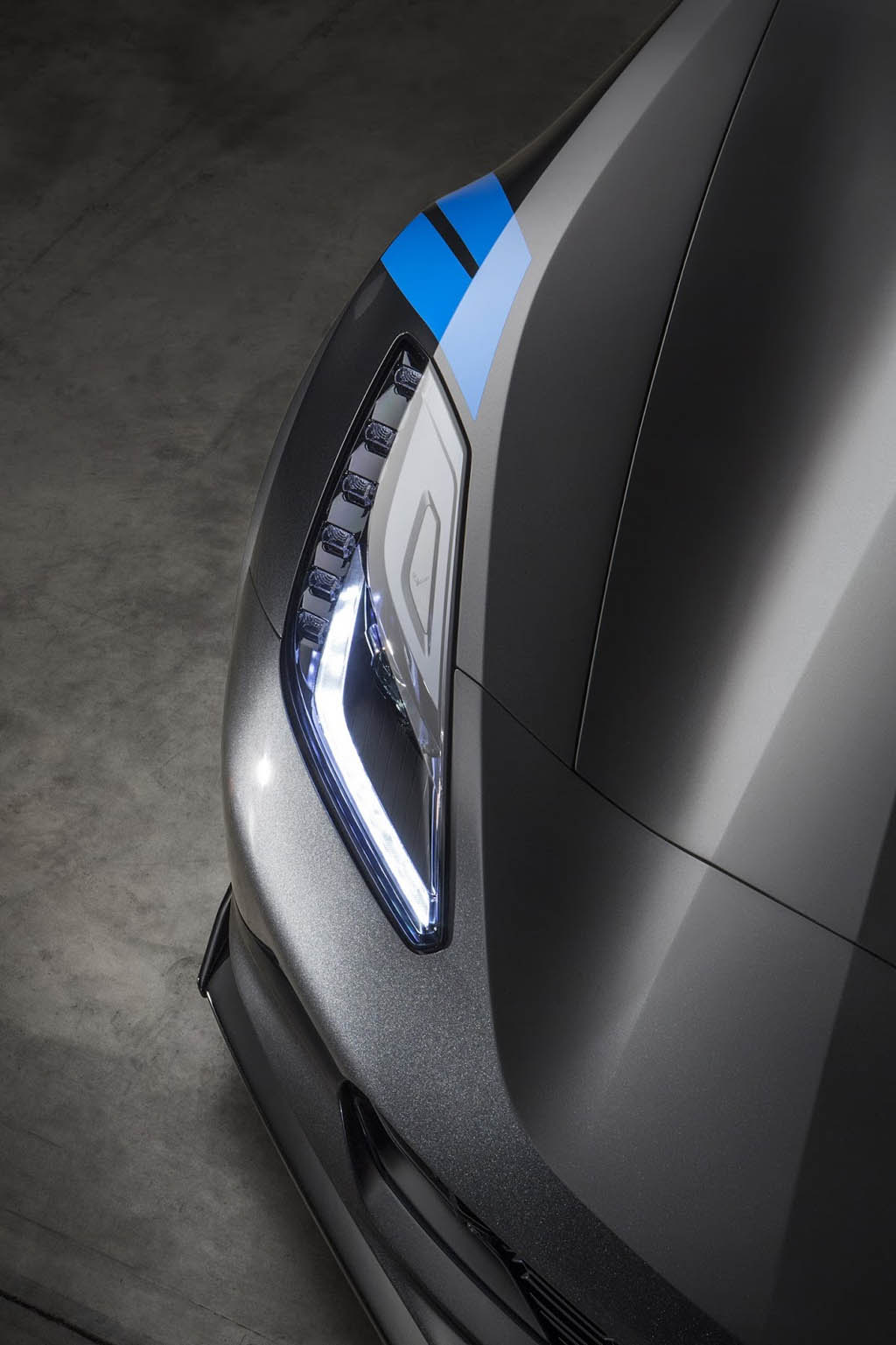 پیشگاموبیل:معرفی کوروت گرند اسپرت مدل2017