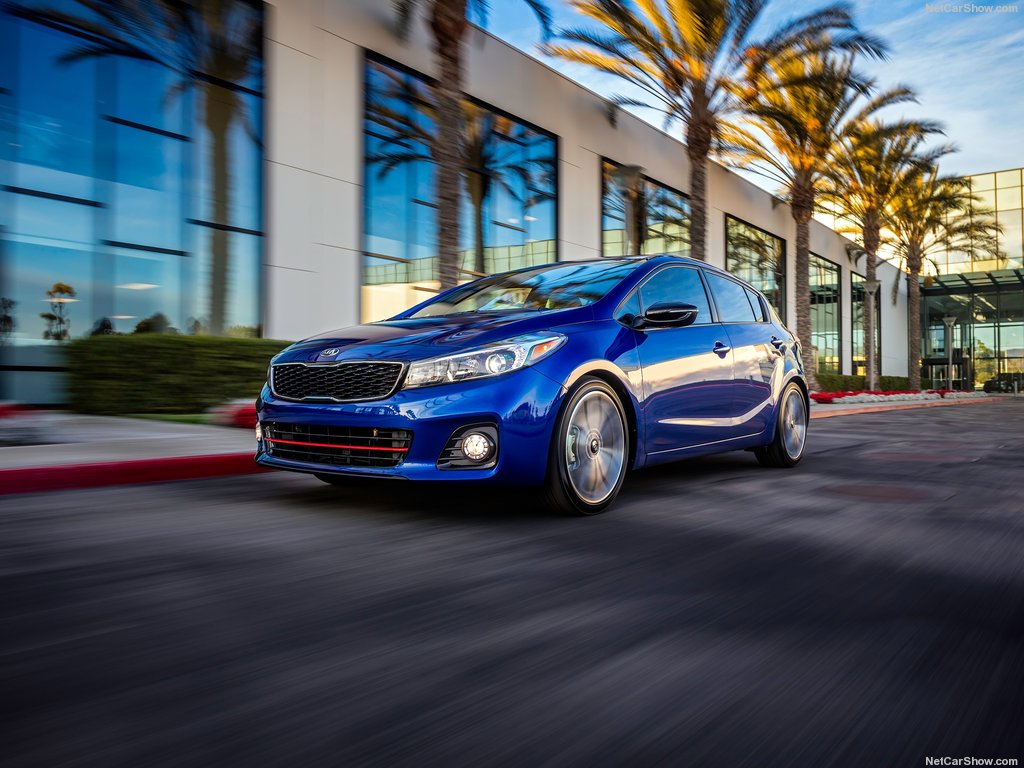 پیشگاموبیل:کیا فورته 5 مدل 2017