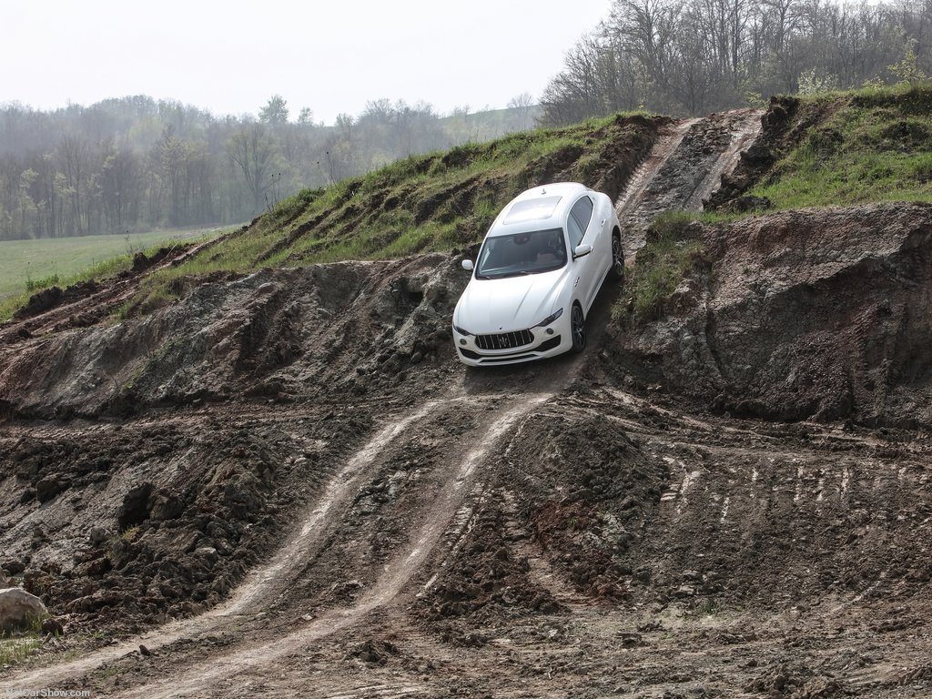 پیشگاموبیل:مازراتی لوانته مدل2017در نمایشگاه ژنو
