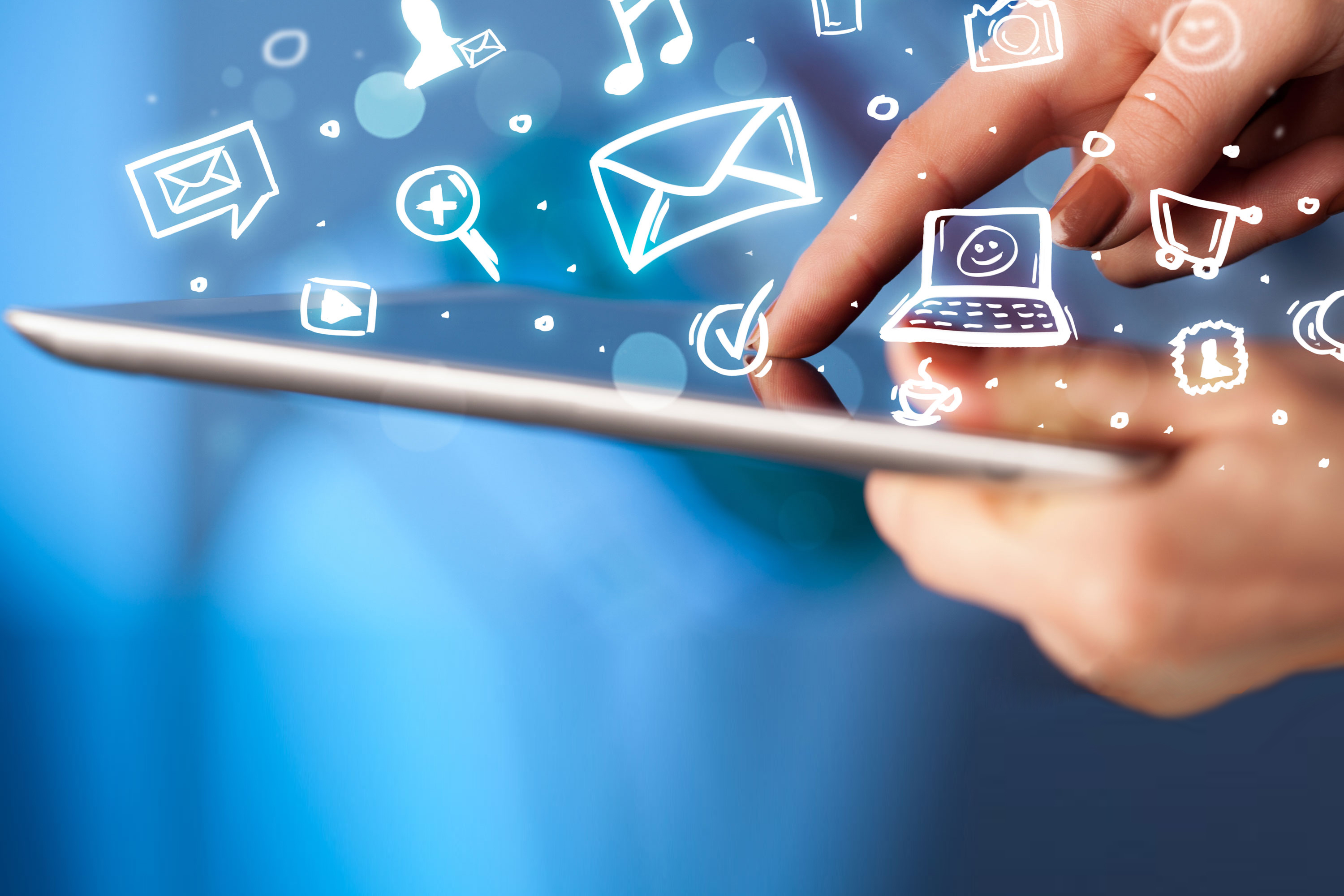 تعرفه اتصال به اینترنت حدود ٥٠ درصد كاهش می یابد