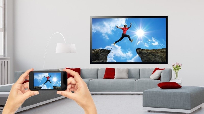 روش‌های نمایش فیلم داخل گوشی روی تلویزیون