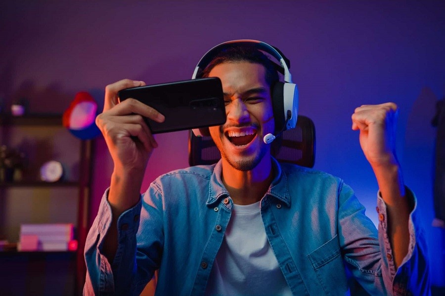 بازی های آفلاین اعتیادآور | هیجان مداوم بدون نیاز به اینترنت