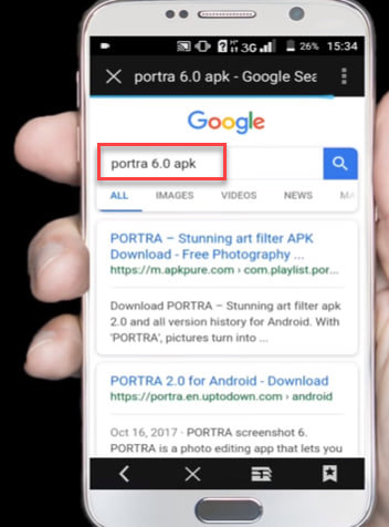 جستوجوی نام برنامه همراه با نسخه اندروید و کلمه APK در گوگل