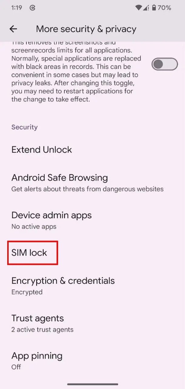 صفحه More security & privacy با گزینه SIM lock مشخص&zwnj;شده