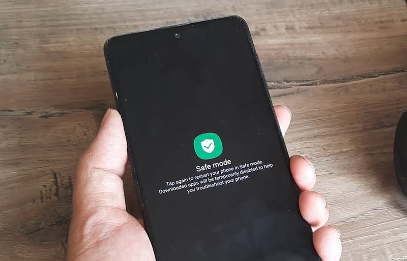 پیام خطای Screen Overlay Detected روی صفحه گوشی اندروید پیام خطای Screen Overlay Detected روی صفحه گوشی اندروید